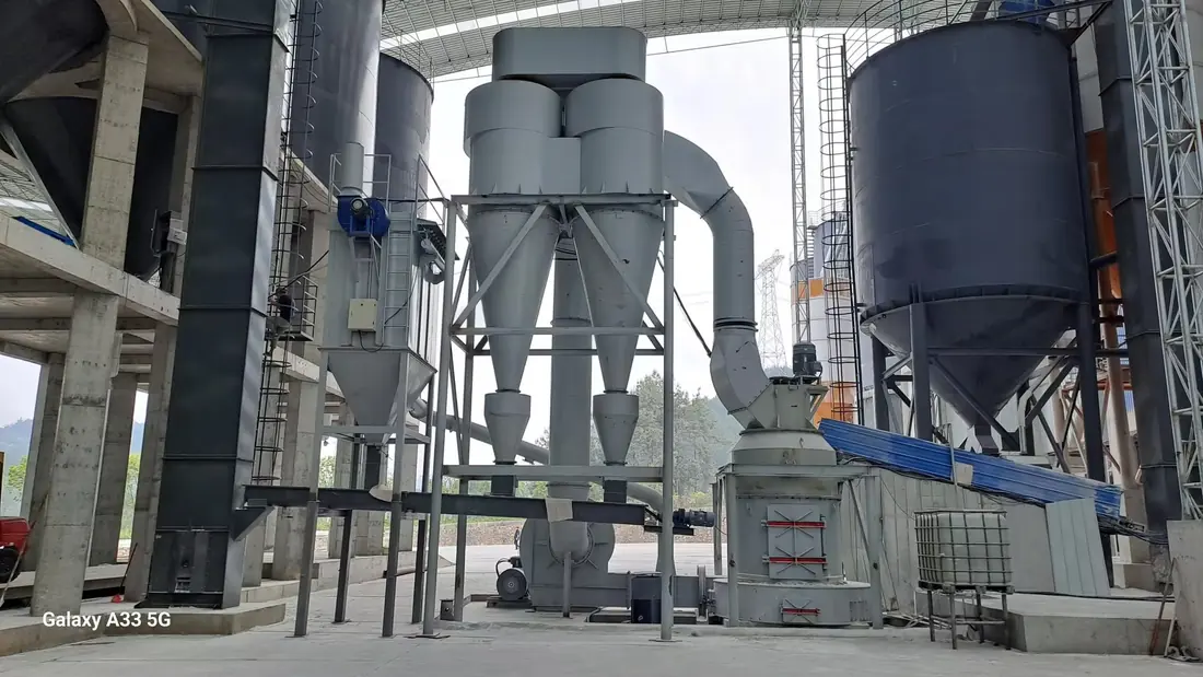 Powder collection and pneumatic conveying equipment of a coal grinding mill line