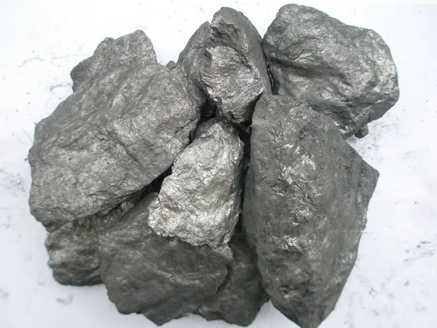 Natural graphite ore — ultrafine carbon material ground by the CRGM ring-roller coal grinding mill